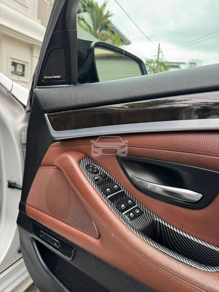 Slider Indicator Image 2