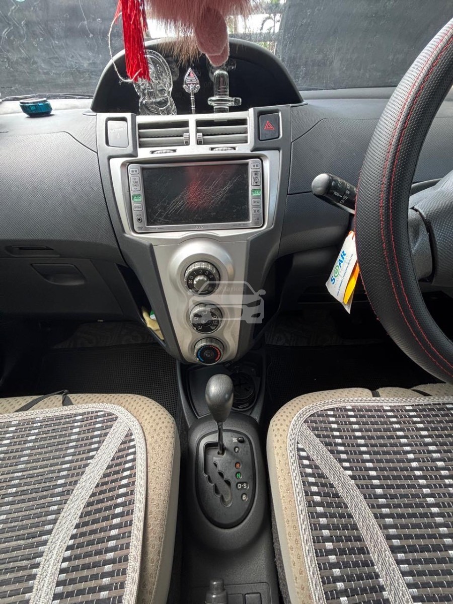 Slider Indicator Image 4