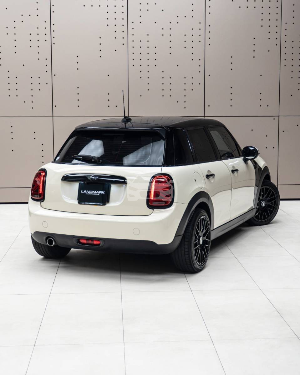 Slider Indicator Image 3