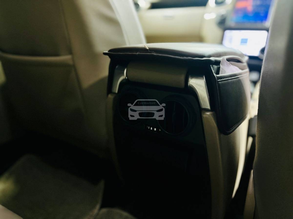 Slider Indicator Image 4