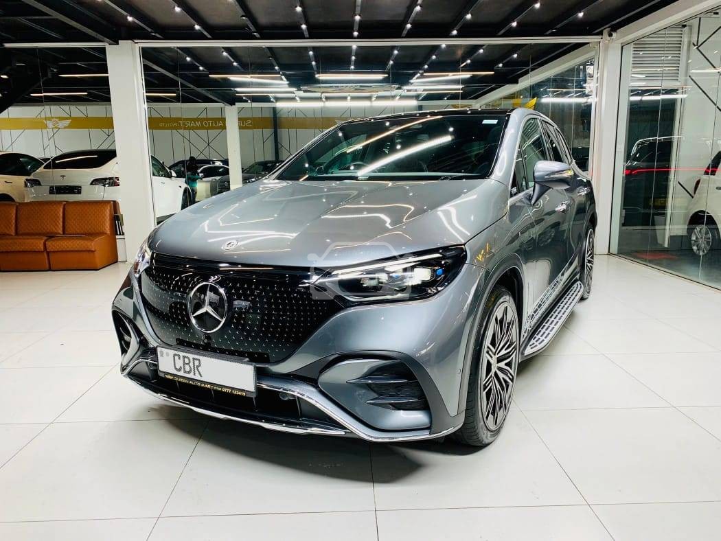 Mercedes Benz EQE 300 AMG PREMIUM PLUS 2024 