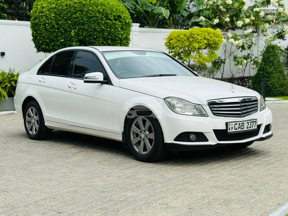 Mercedes Benz C220 CDI Highest grade 2014 