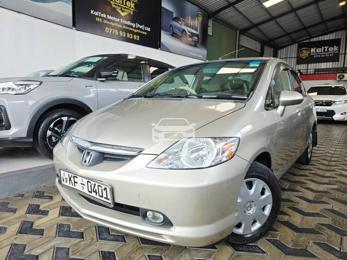 Honda Fit Aria Fully Loaded 2005 