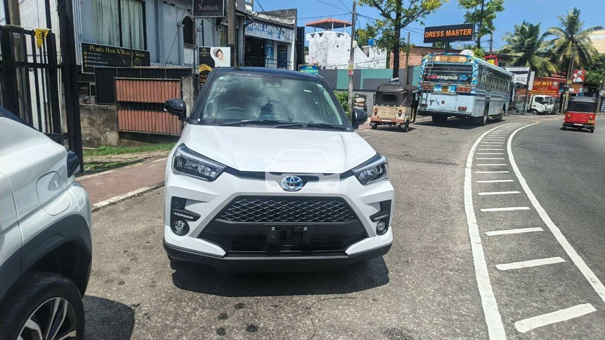 Toyota Raize 2025 