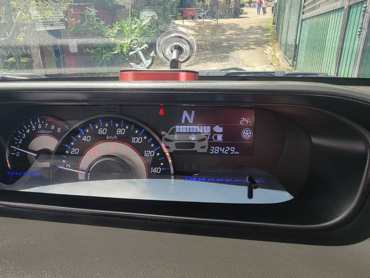 Slider Indicator Image 4