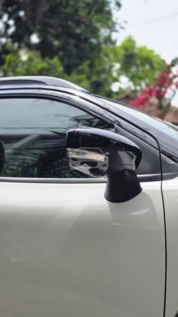 Slider Indicator Image 4