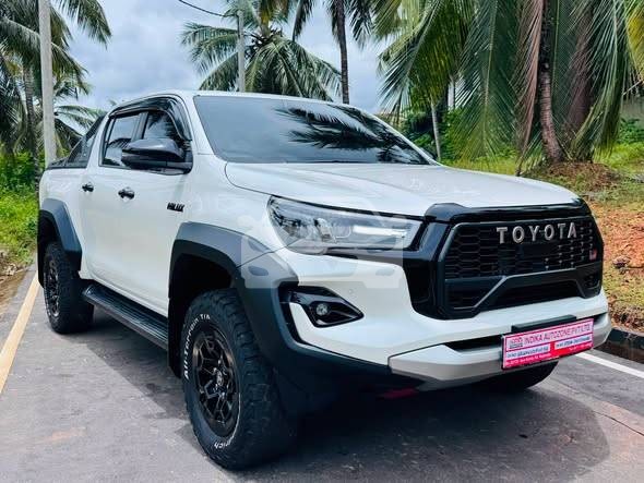 Toyota Hilux GR Sport Thailand 2025 