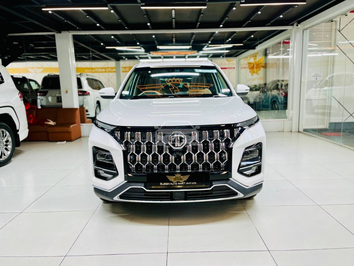 MG Hector Plus Savvy Pro 7 Seater 2026 