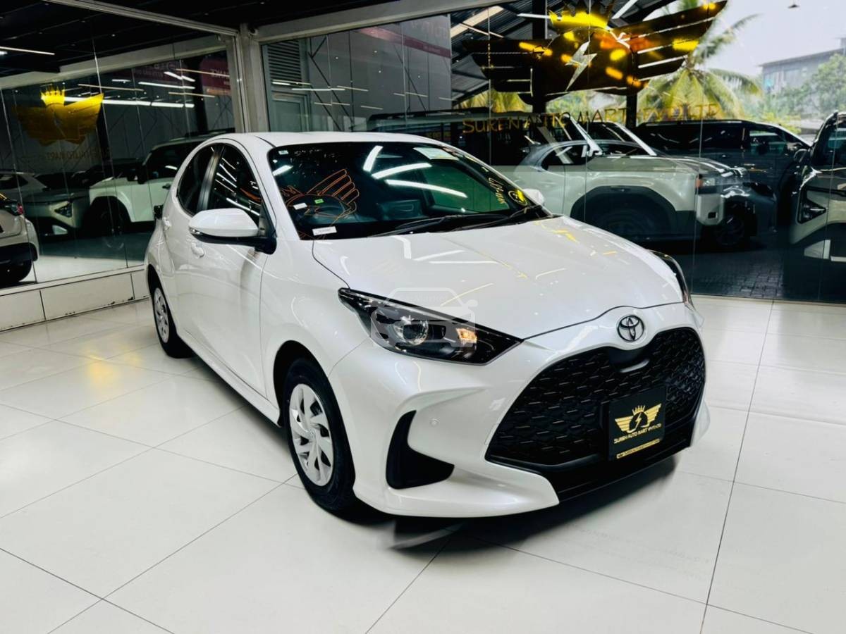 Toyota Yaris X Grade 2024 