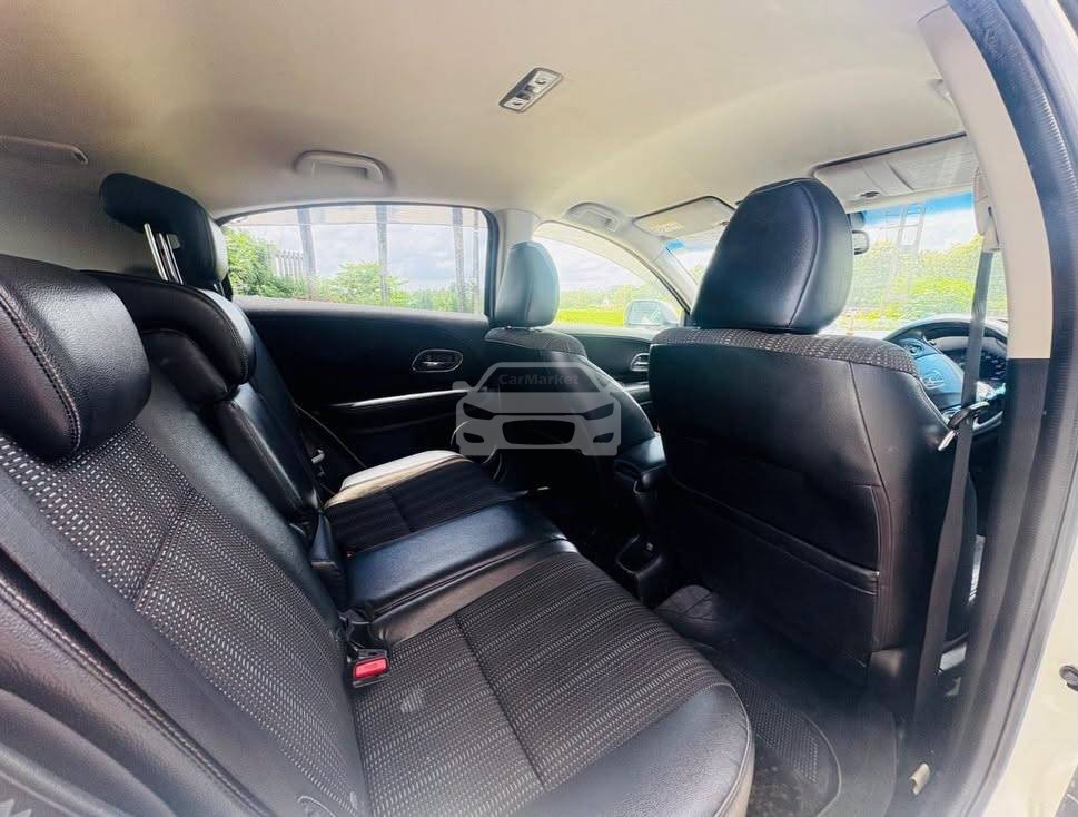 Slider Indicator Image 4