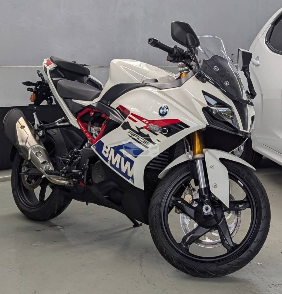 Similiar Ad 6