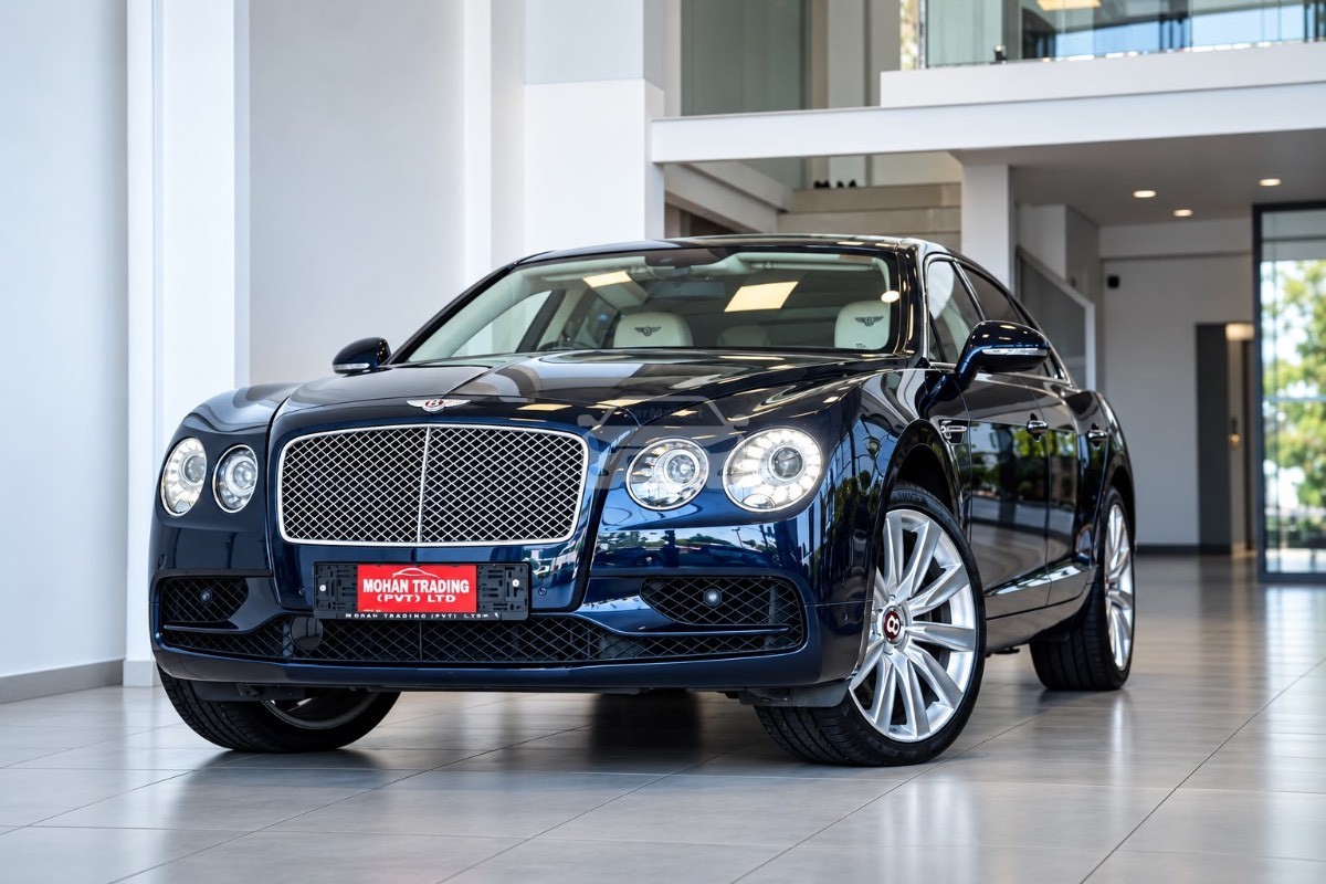 Bentley Flying Spur V8 2018 