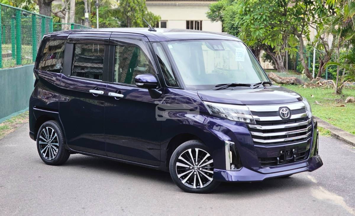 Toyota Roomy CUSTOM GT TURBO 2024 