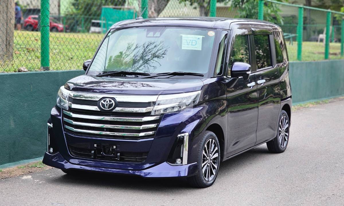 Toyota Roomy CUSTOM GT TURBO 2024 