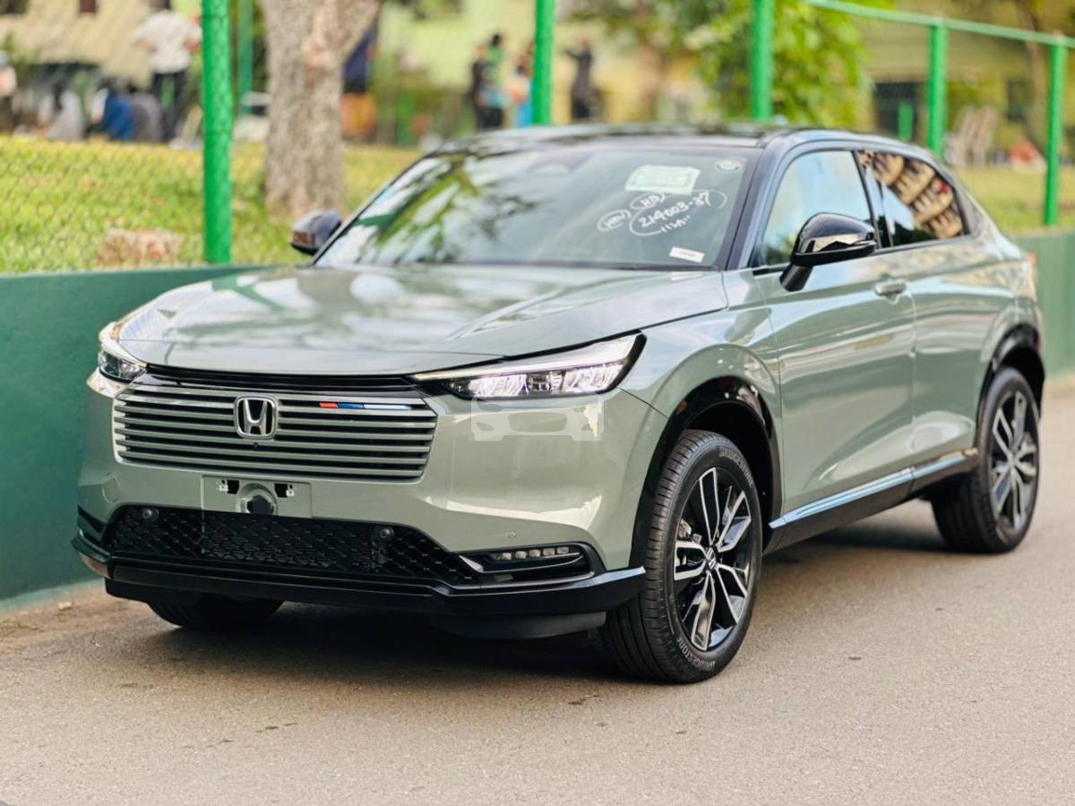 Honda Vezel Z PLAY MOONROOF HYBRID 2026 
