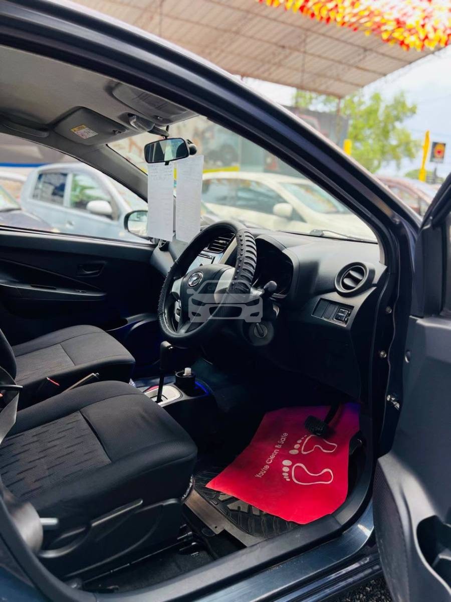 Slider Indicator Image 4