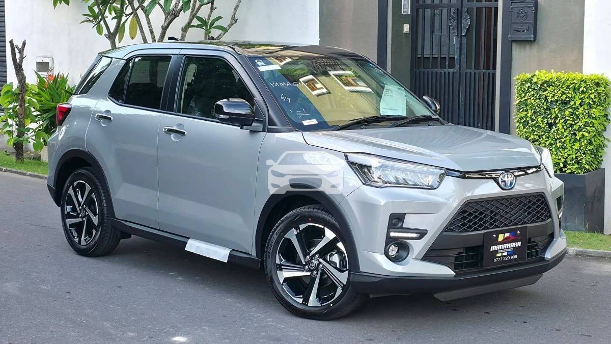 Toyota Raize Z Hybrid 360° 2026 