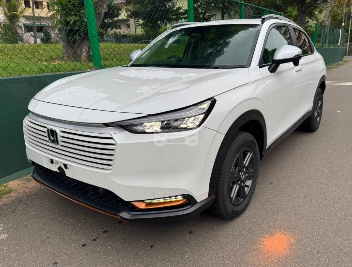 Honda Vezel X-HUNT 2025 