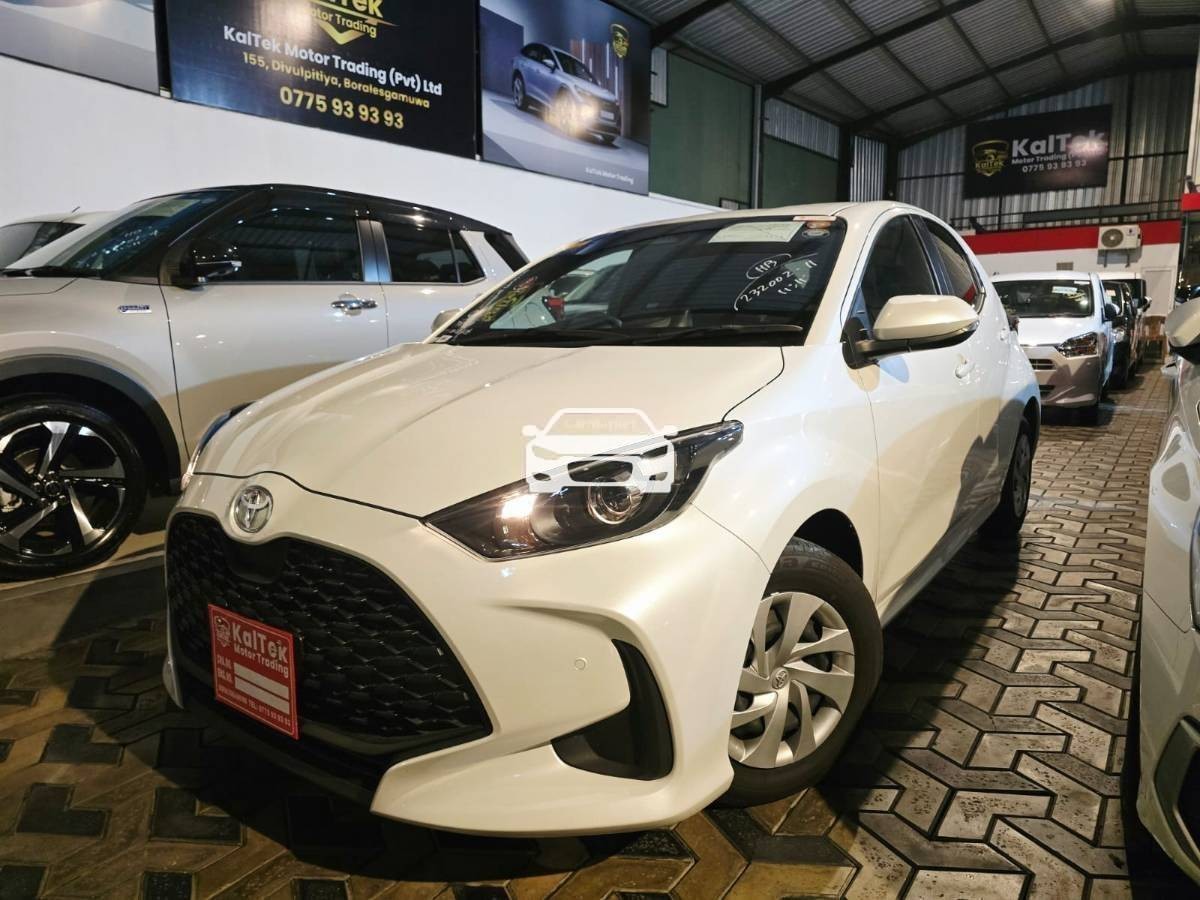Toyota Yaris G 2024 