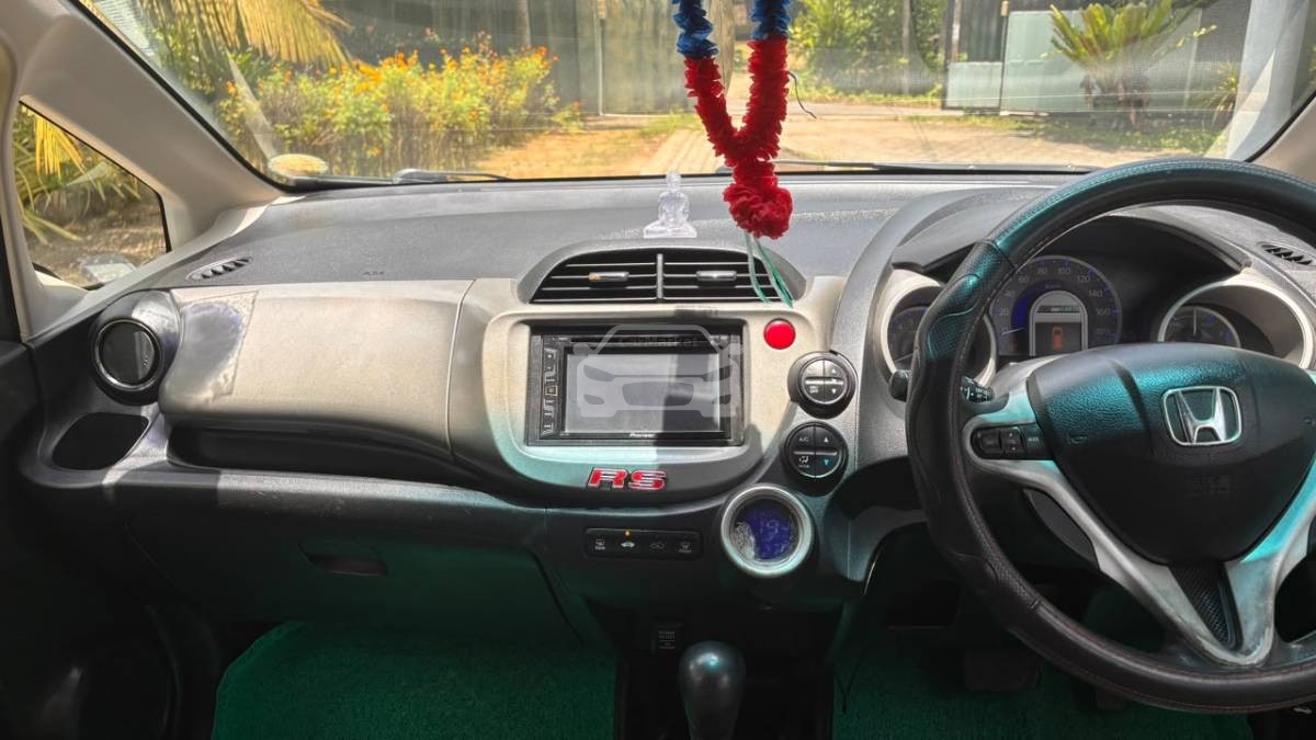 Slider Indicator Image 4