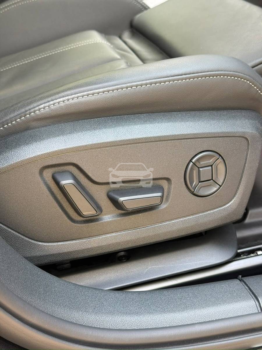 Slider Indicator Image 5